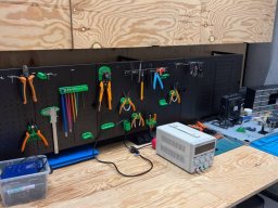 55098359212596240259655435676586662242608582n